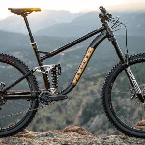 2022 REEB SQWEEB v4 Long Travel (custom build shown)